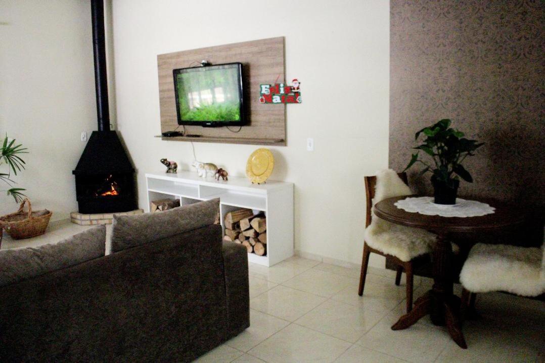 Hospedagem Vo Lina Gramado Exterior photo